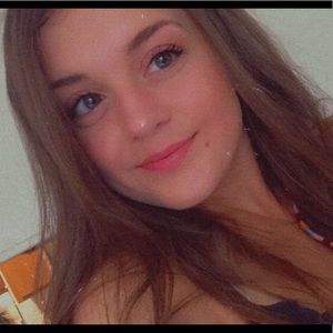 Meet your Posher, Rebekah